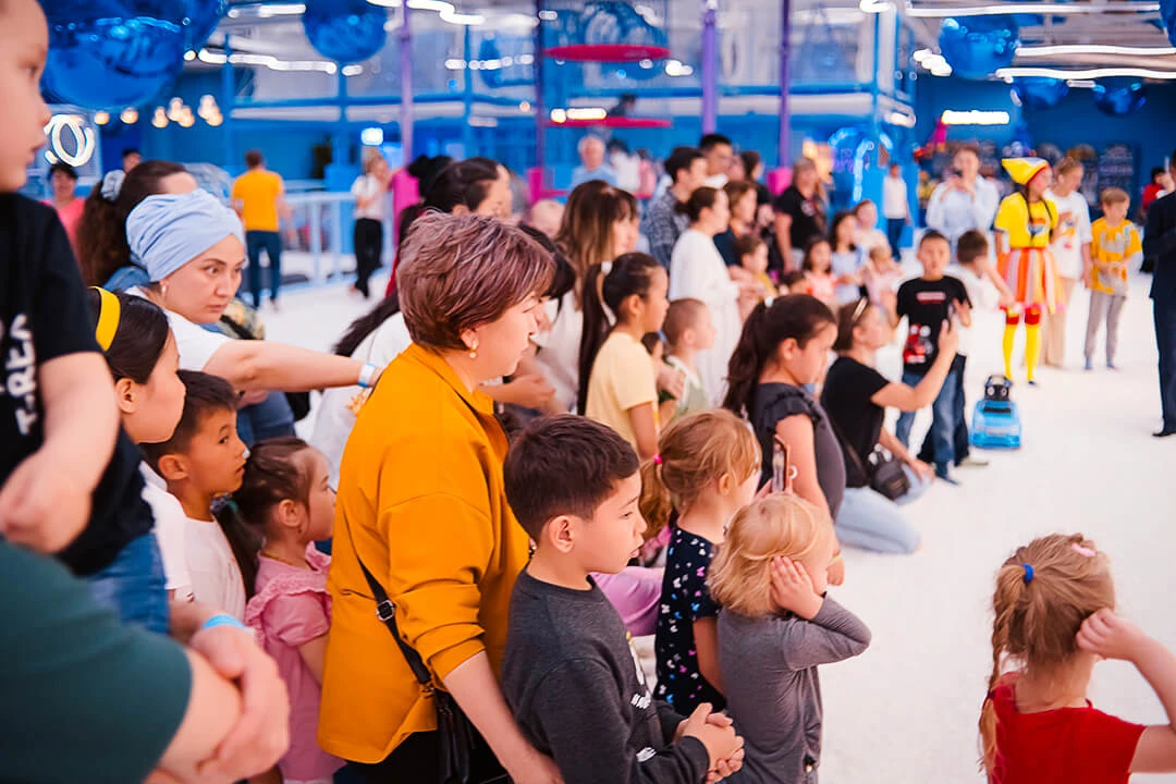 превью Almaty Ice World