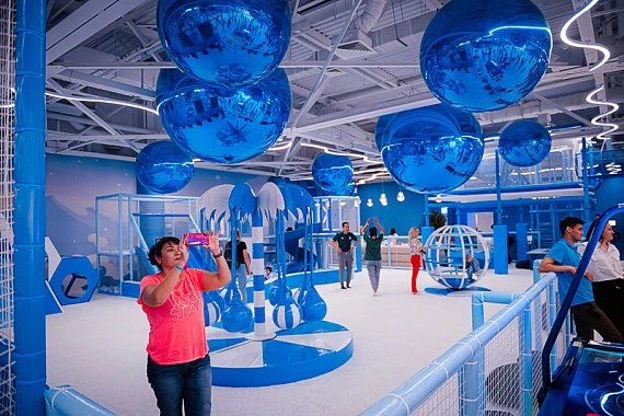 Парк "Зимняя сказка" Алматы