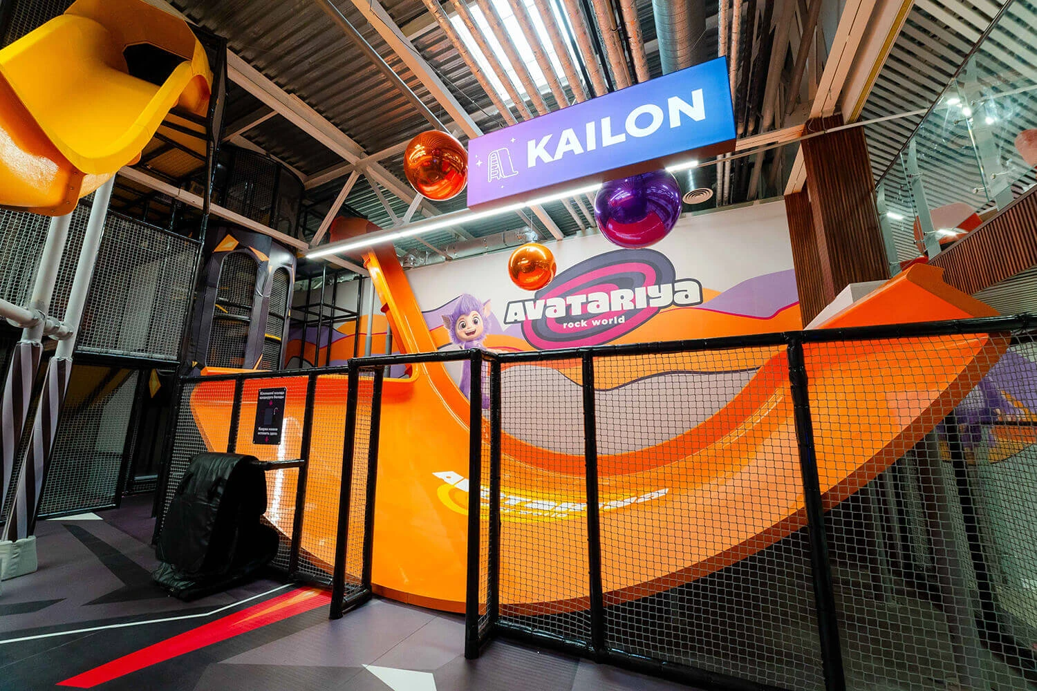 Секреты безопасности на аттракционах: что нужно знать родителям