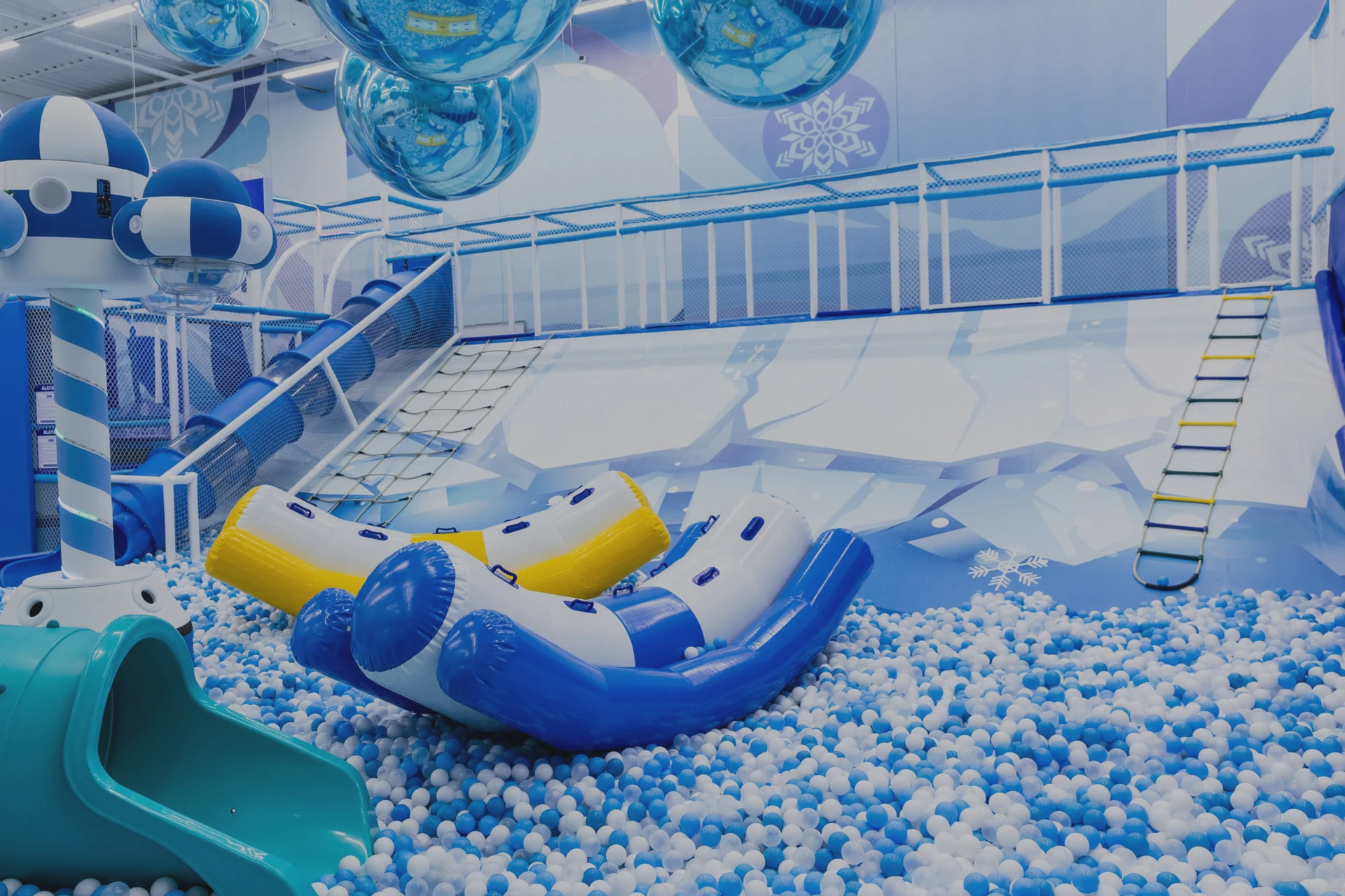 Ішінде спермы бар секс